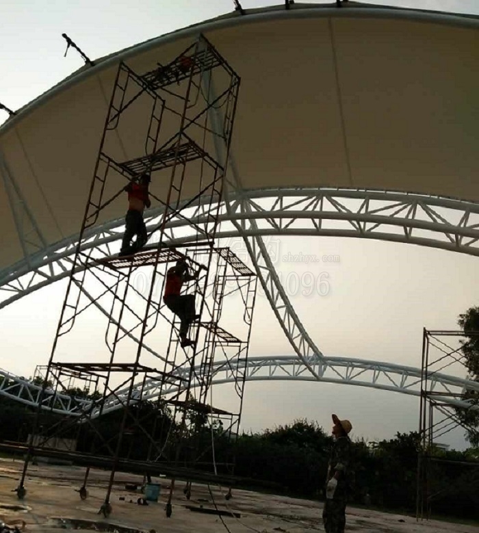 膜結(jié)構(gòu)舞臺(tái)膜安裝-燁興膜結(jié)構(gòu) 膜結(jié)構(gòu)舞臺(tái)膜安裝.jpg