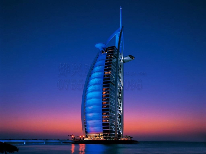 迪拜酒店張拉膜-燁興膜結(jié)構(gòu) 迪拜酒店張拉膜.jpg